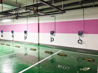 郑州昌原7kw壁挂式交流充电桩某项目安装案例