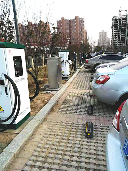 郑州昌原新能源汽车直流快充安装现场案例 案例中心 第1张